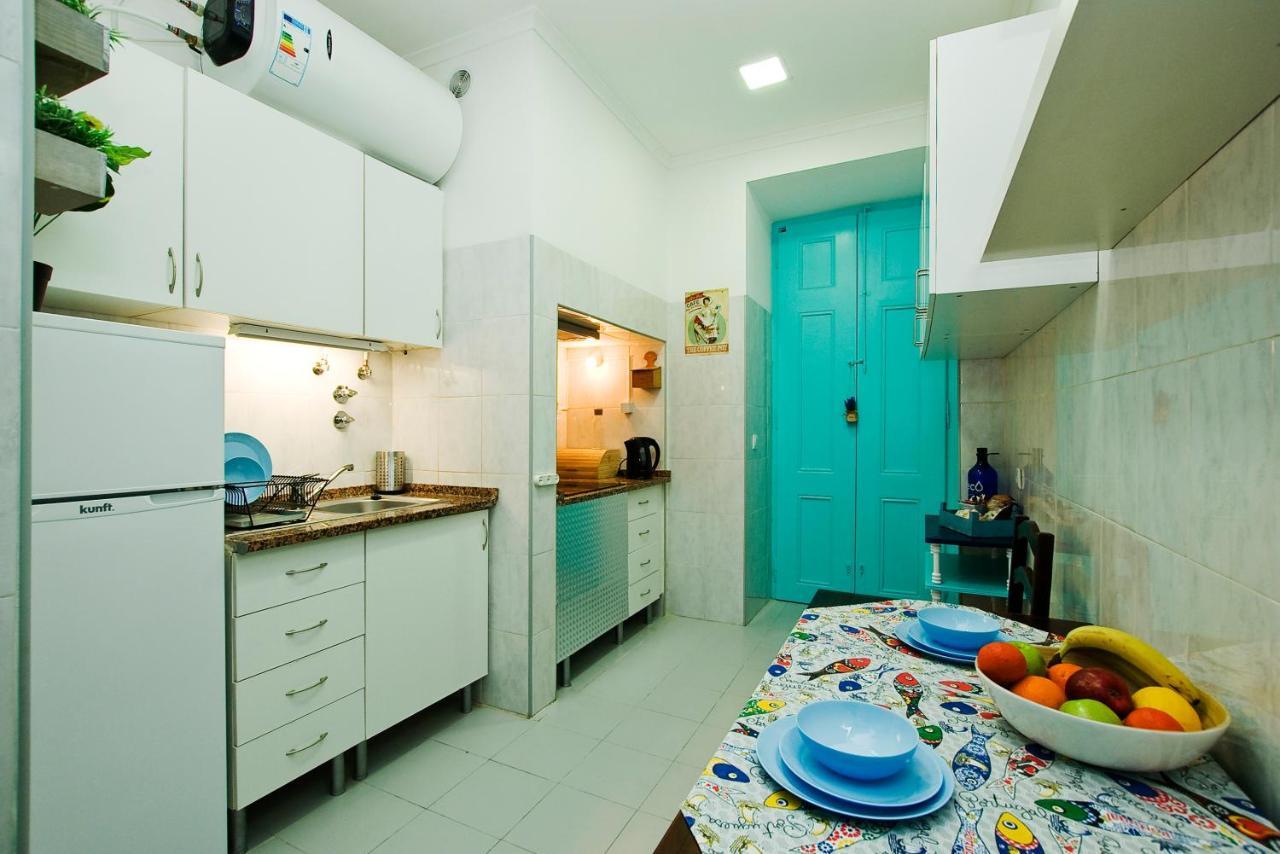 Quarto em Acomodações Particulares C&o Alcântara-lisbon Lisboa